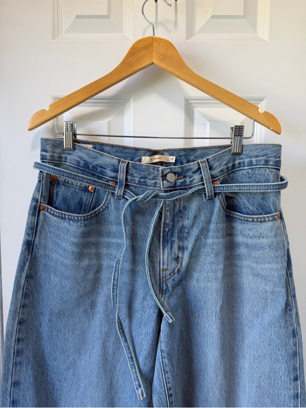 Levi's Women's XL Straight Wide Leg Jeans Size 29 - Picture 3 of 13